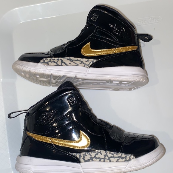 Nike Other - Kid’s AirJordan Nike size 7C Black & Gold
